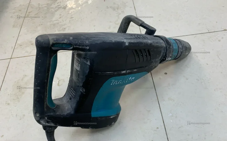 Отбойный молоток makita HM1203C