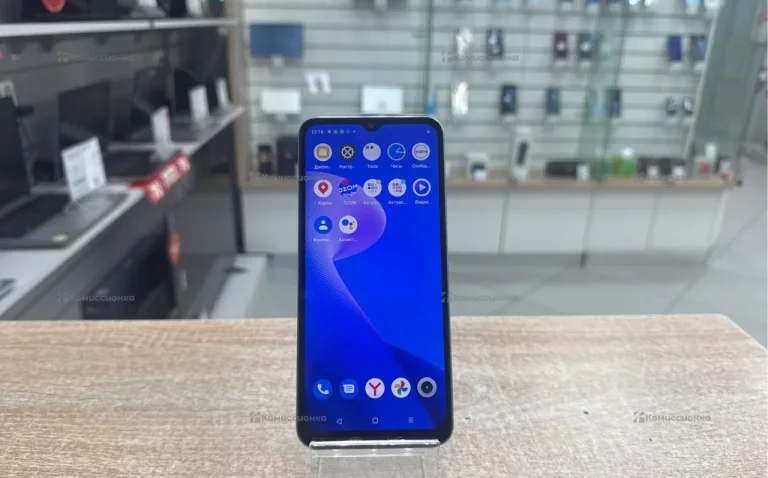 Realme C3 3/32 ГБ