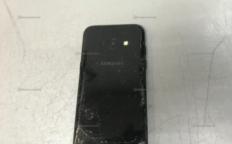 Samsung Galaxy A5 (2017) 3/32 ГБ