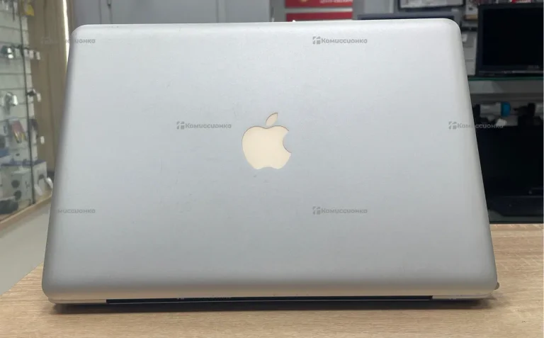 MacBook Pro 13 2011 года 8/128Gb