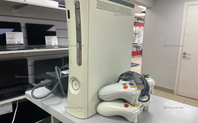 Приставка Xbox 360