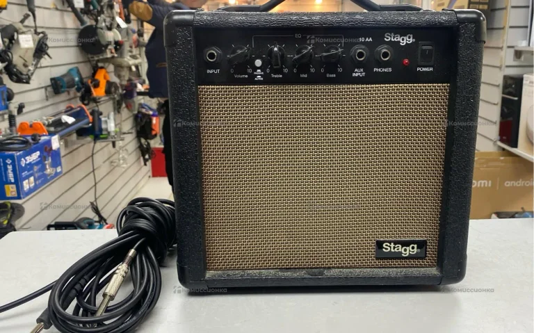 Комбоусилитель stagg 500