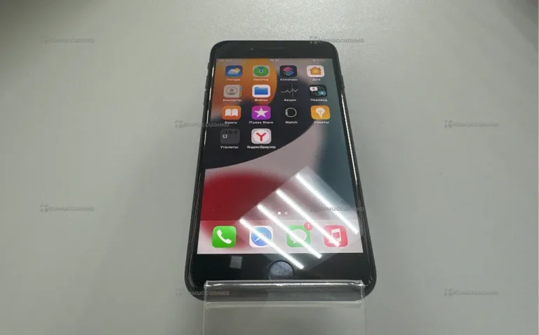 Apple iPhone 7 Plus 3/128 ГБ