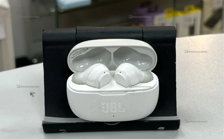 Наушники JBL