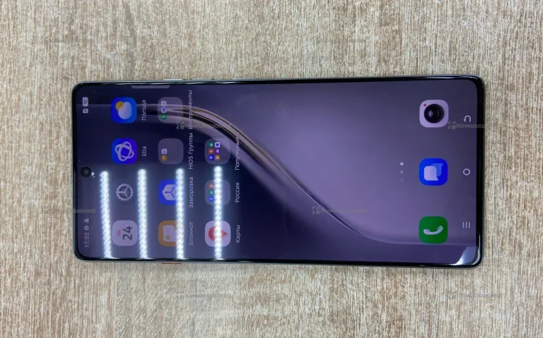 Tecno Camon 40 8/256 ГБ