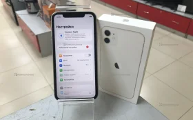 Apple iPhone 11 4/64 ГБ