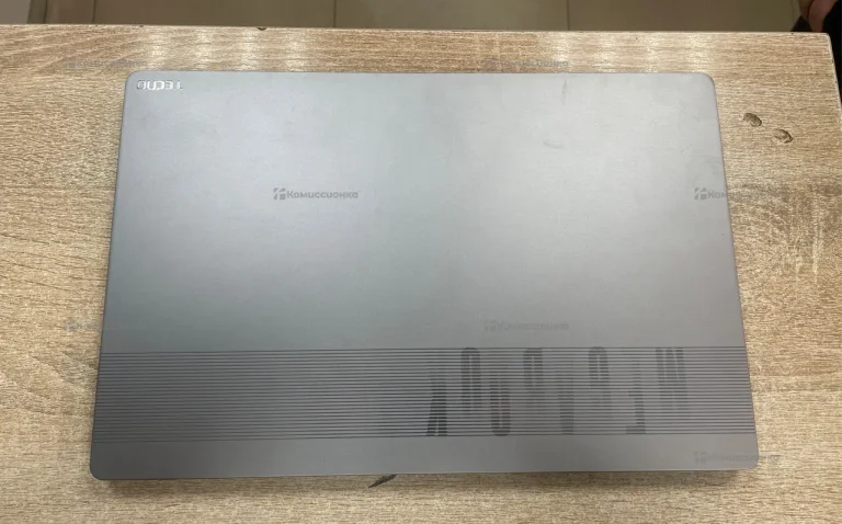 Ноутбук tecno MEGABOOK T15AA
