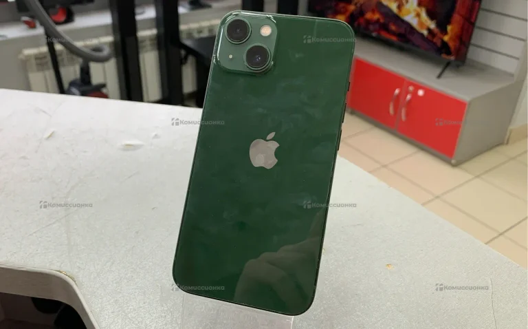 Apple iPhone 13 4/128 ГБ