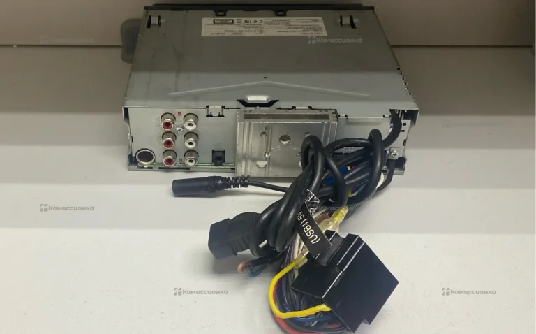 Автомагнитола  Kenwood kcd-x5200bt