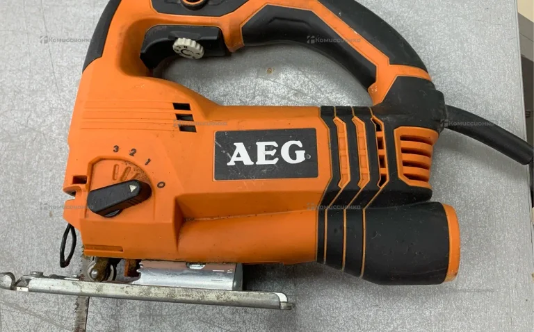 Электролобзик AEG STEP 70