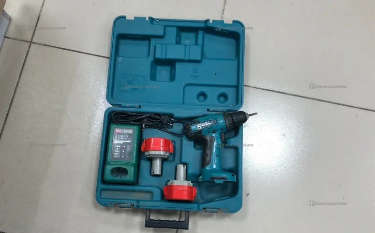 Шуруповерт Makita 6281D