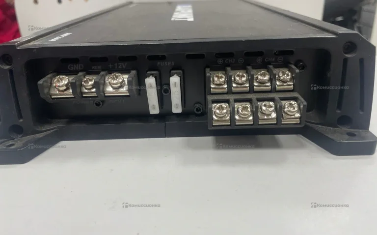 Усилитель BLAUPUNKT AMP2604