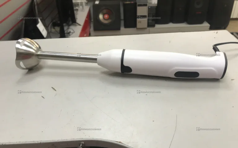 Блендер Stick Blender белый