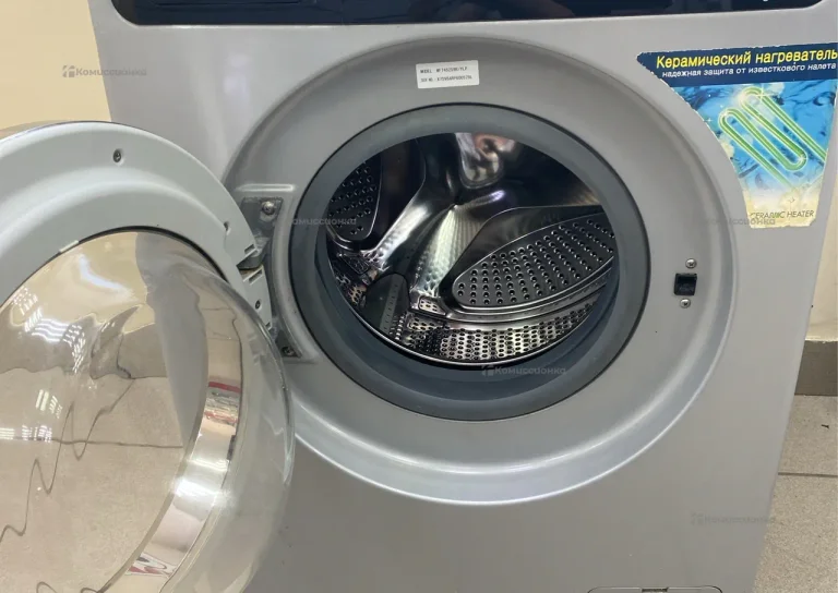 Стиральная машина Samsung 4,5kg WF7452S9R