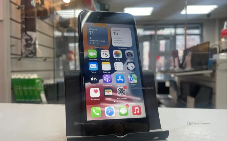 Apple iPhone 7 2/32 ГБ