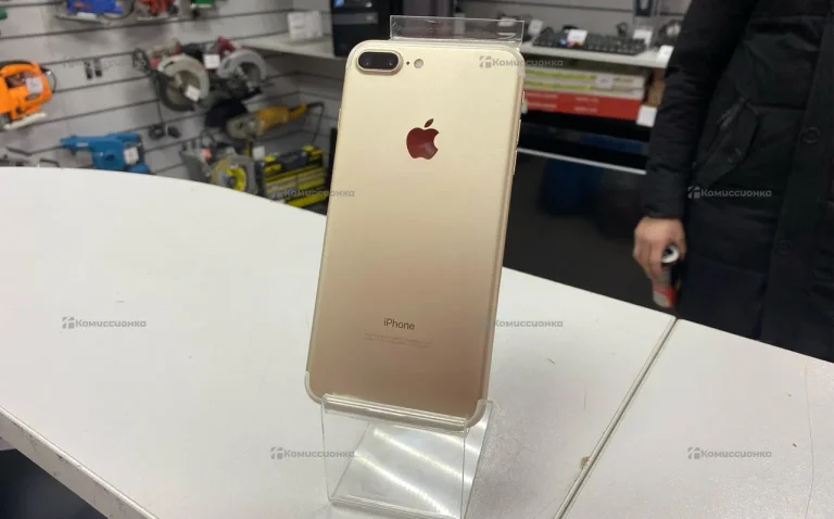 Apple iPhone 7 Plus 3/128 ГБ