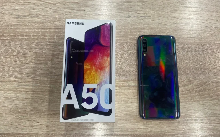 Samsung Galaxy A50 4/64 ГБ