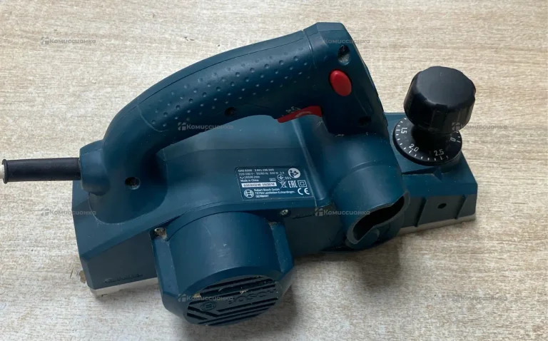 Рубанок Bosch GHO 6500