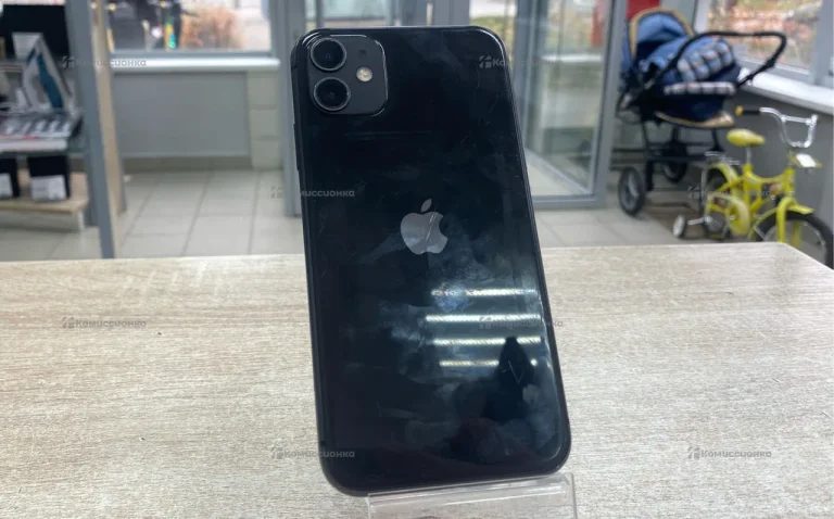 Apple iPhone 11 4/256 ГБ