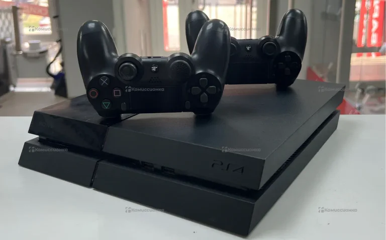 Приставка Sony PlayStation 4 Fat 500Gb.
