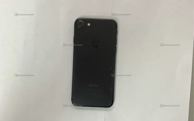 Apple iPhone 7 2/32 ГБ