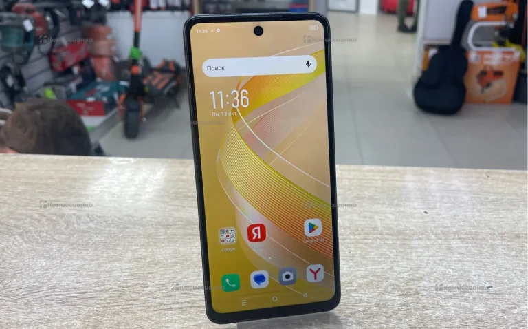 Infinix Smart 8 4/128 ГБ