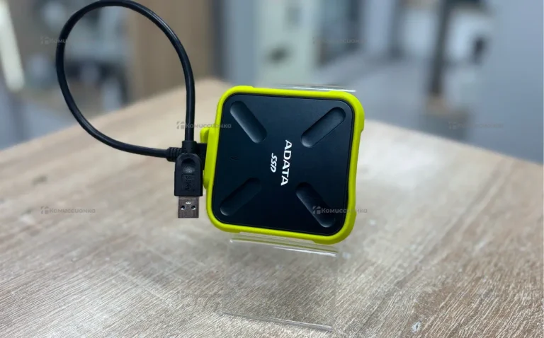 Внешний SSD Adata 512