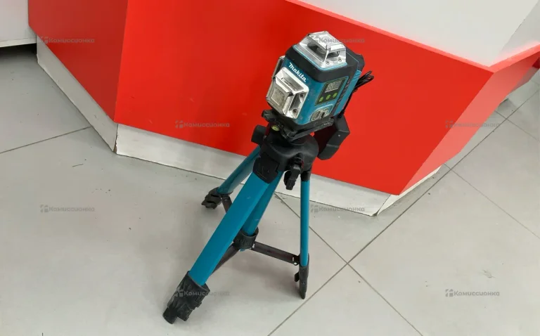 Лазерный уровень Makita Реплика