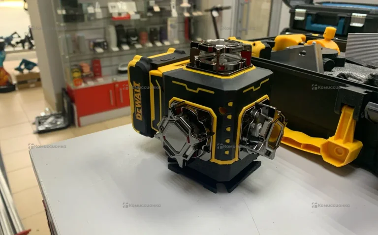 Лазерный уровень DeWalt 4D (p)