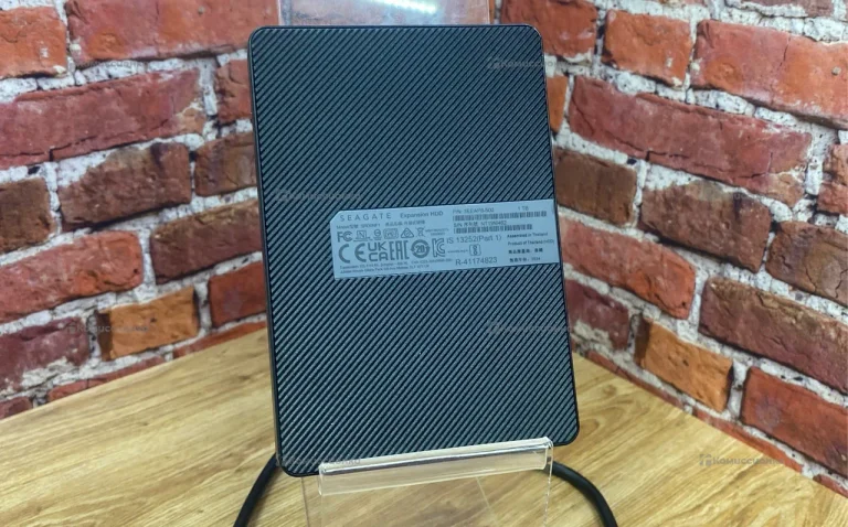 Внешний жесткий диск  Seagate 1TB