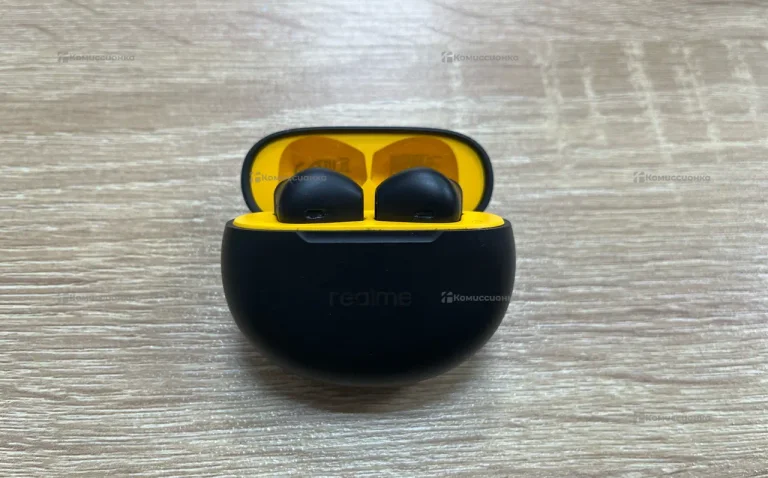 Наушники Realme