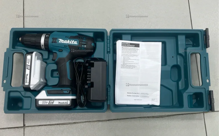 Дрель-шуруповерт Makita HP488D