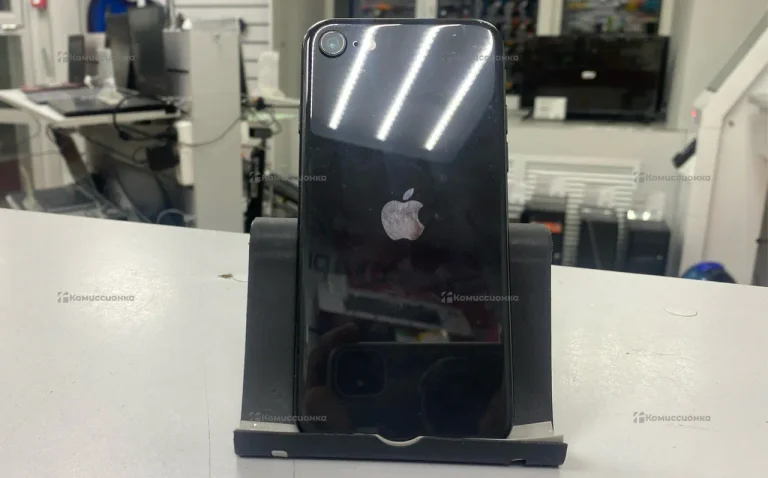 Apple iPhone SE 2020 64GB
