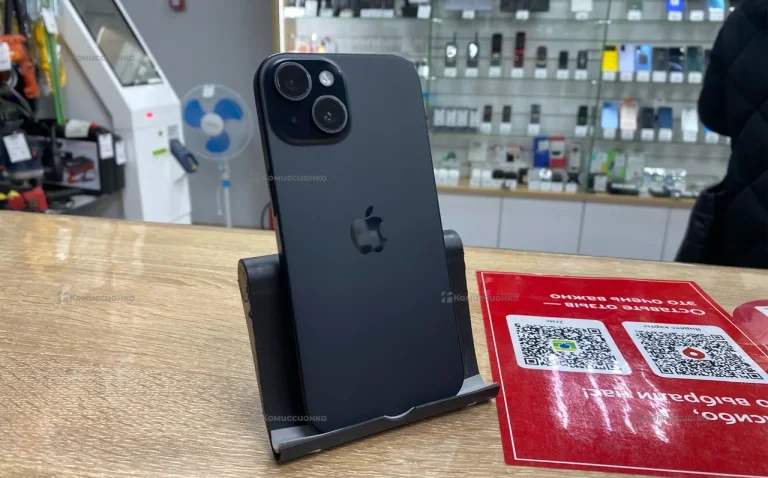 Apple iPhone 15 6/256 ГБ