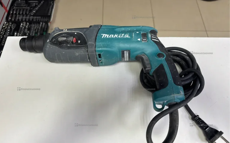 Перфоратор makita HR2470