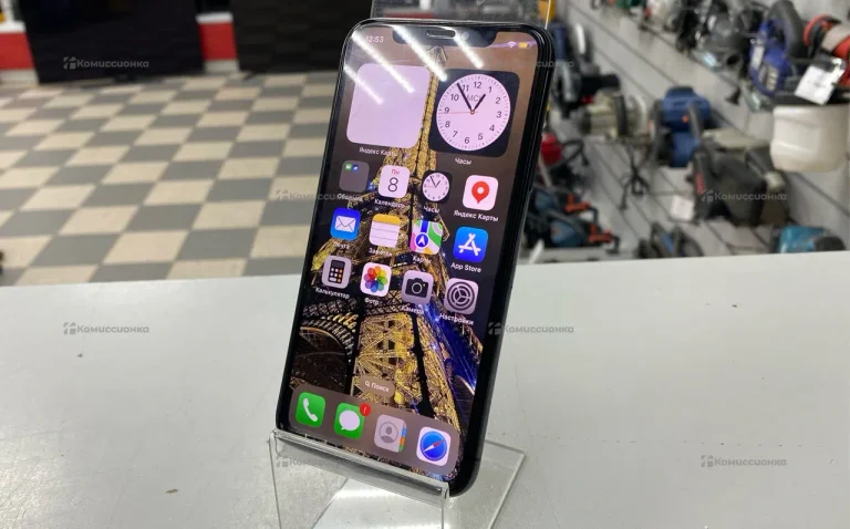 Apple iPhone X 3/256 ГБ