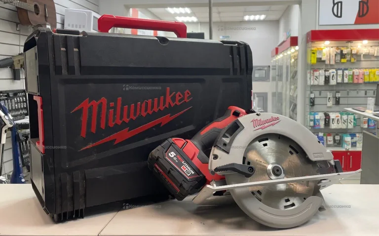 Аккумуляторная циркулярная пила M18 BLCS66-0X
