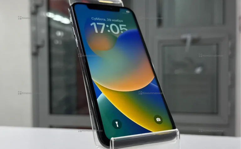 Apple iPhone X 3/64 ГБ