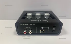Звуковая карта Behringer U-PHORIA UM2