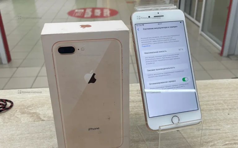 Apple iPhone 8 Plus 3/64 ГБ