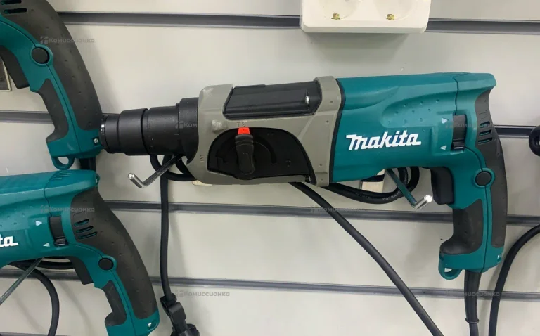 Перфоратор Makita HR2470(реп)