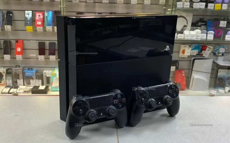 игровая приставка PS4 FAT 500гб