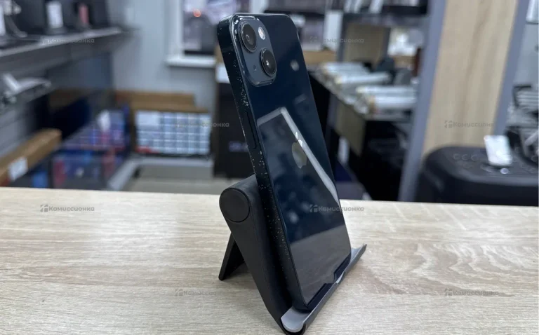 Apple iPhone 13 4/128 ГБ