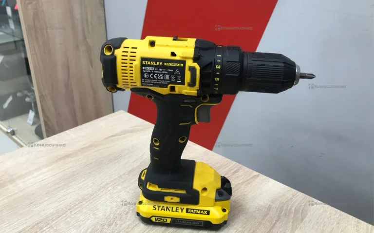 Дрель-шуруповерт аккумуляторная Stanley SFMCD700