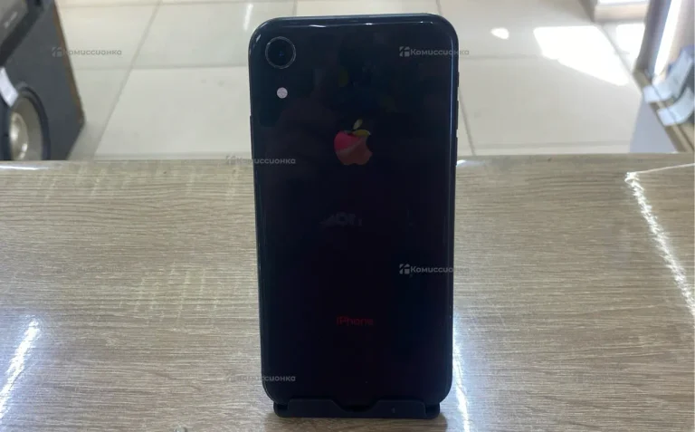 Apple IPhone XR 64Гб