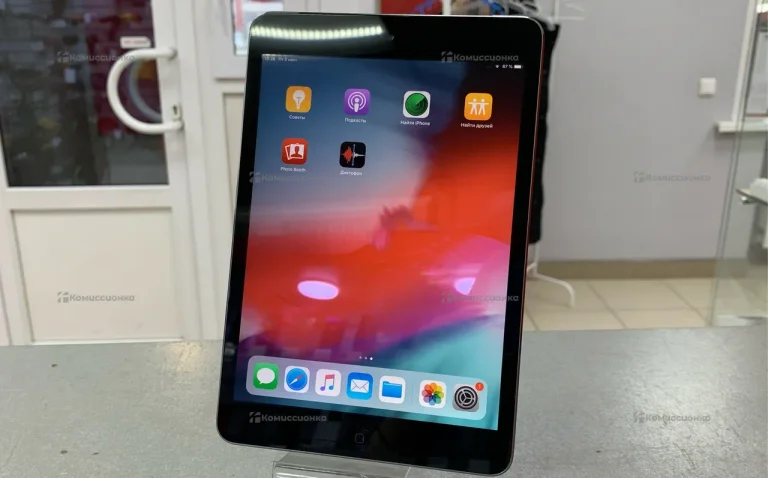 Планшет Apple iPad mini 2 32Gb Wi-Fi