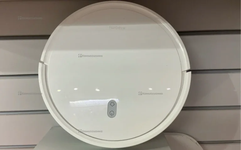 Робот пылесос  Xioami robot vacuum E12