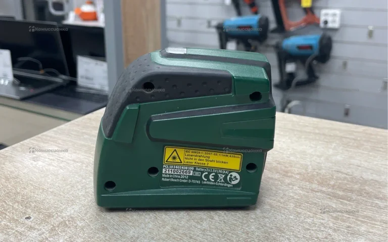 Лазерный уровень Bosch pcl10