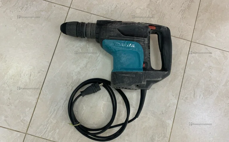 Перфоратор makita HR4501C