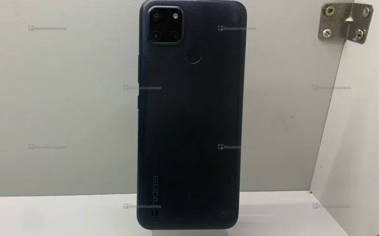 Realme C21-Y 4/64 ГБ